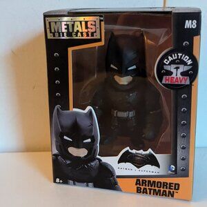 NWT Batman v Superman Metals Diecast M8 Armored Batman Action Figure Jada 2015